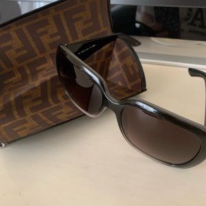 EUC Fendi Sunglasses